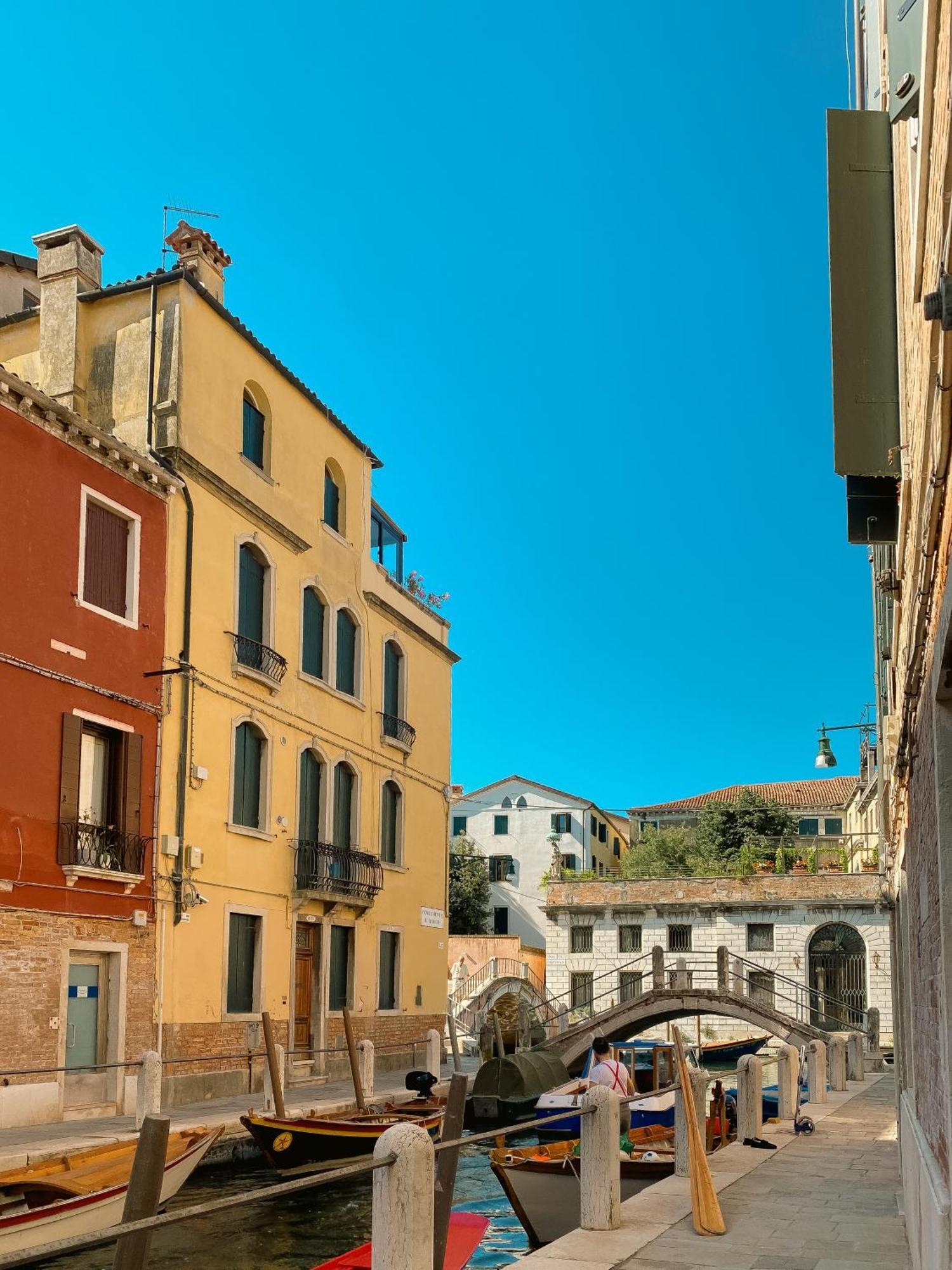 Ca' San Trovaso - 6 Couette-café 2*