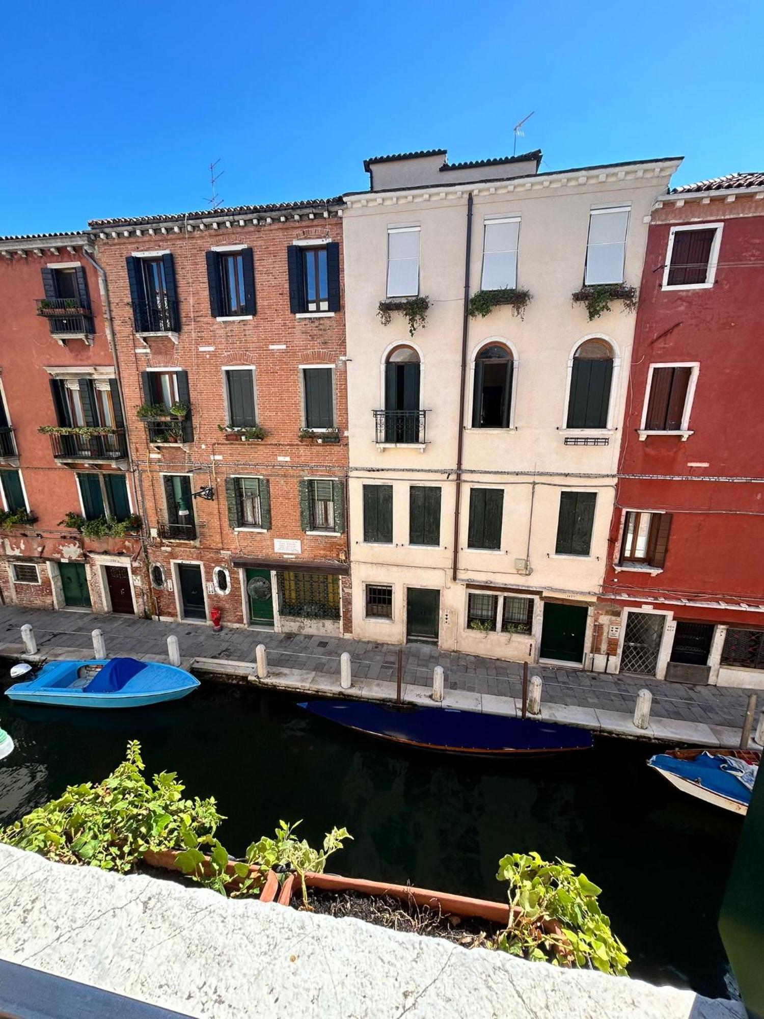 Ca' San Trovaso - 6 2* Venice